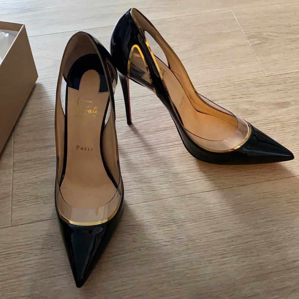 Excellent condition Christian Louboutin heels